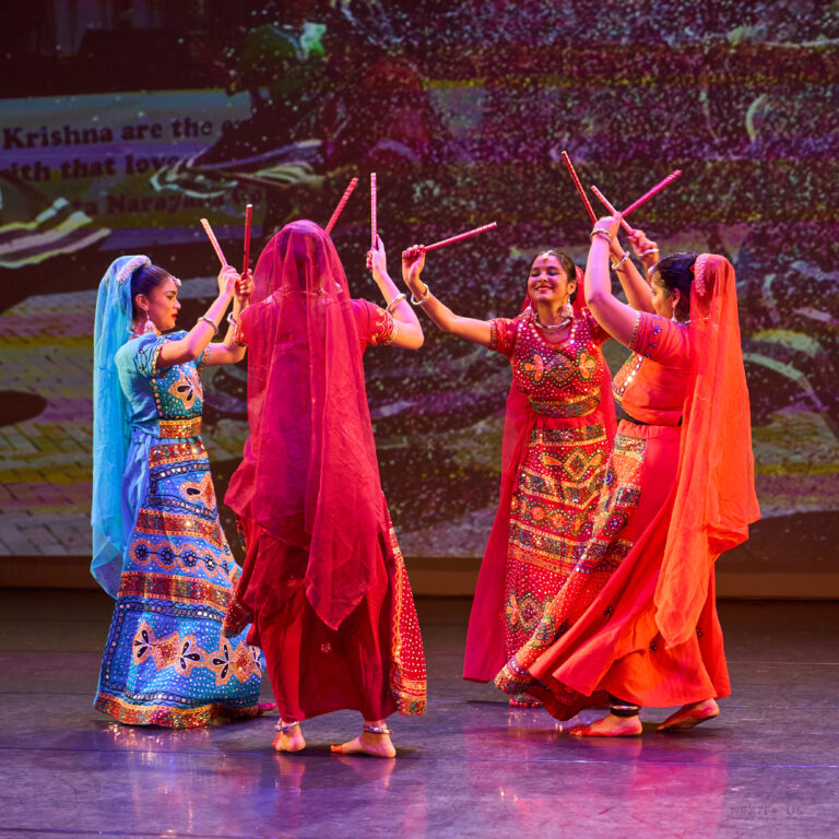 Indiase volksdans: Dandiya raas